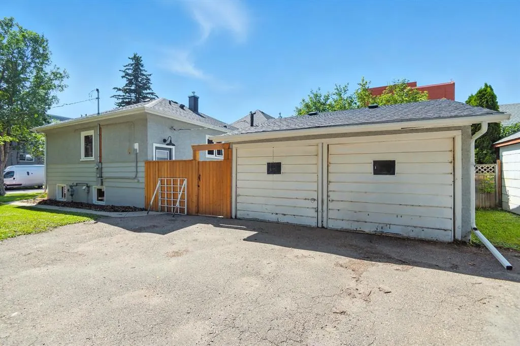 4756 54 Street