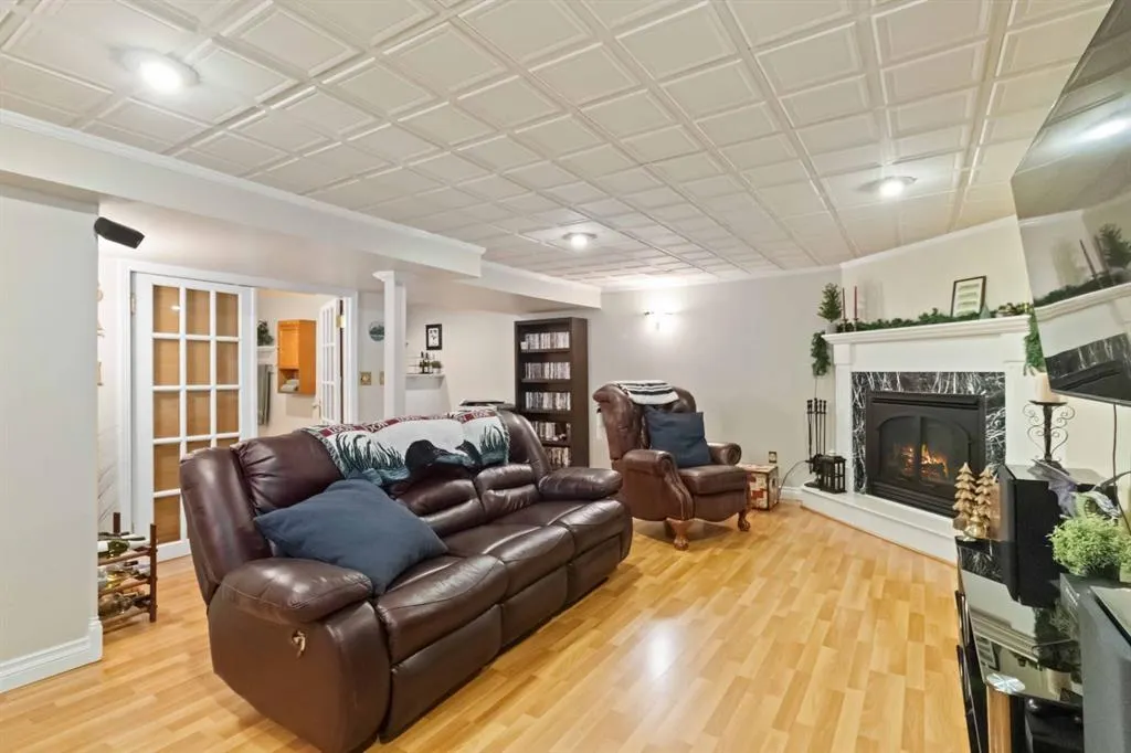 116 Silvanus Crescent