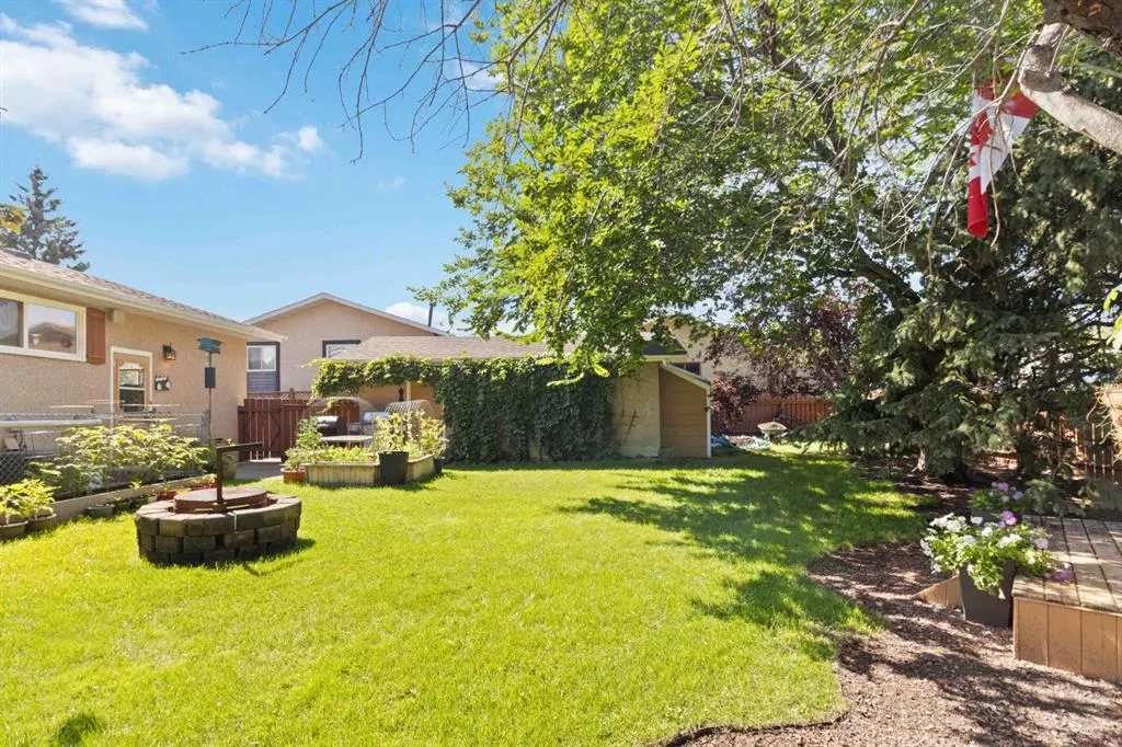 116 Silvanus Crescent