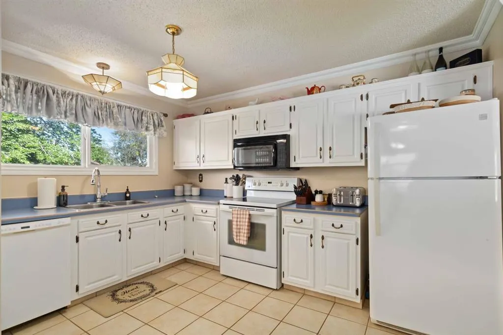 116 Silvanus Crescent