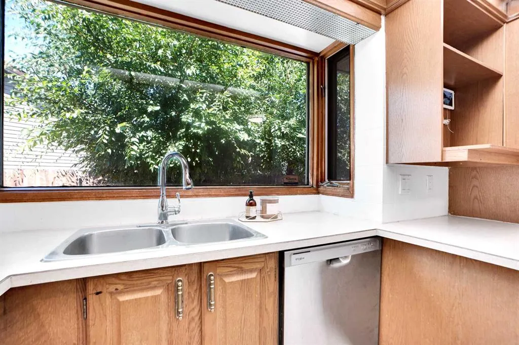 228 Foritana Road SE