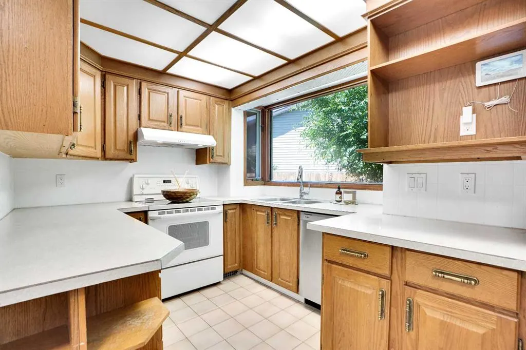 228 Foritana Road SE
