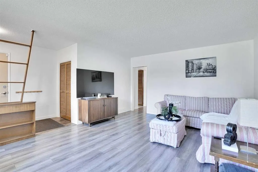 228 Foritana Road SE