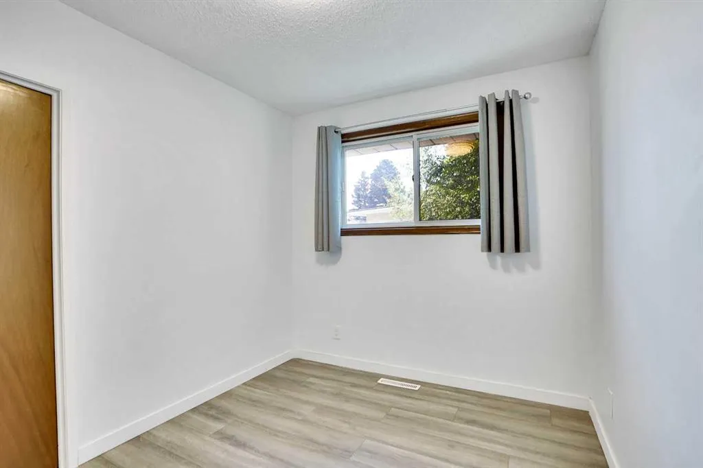 228 Foritana Road SE