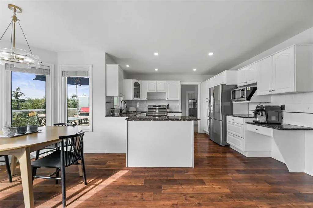 45 West Mackay Crescent