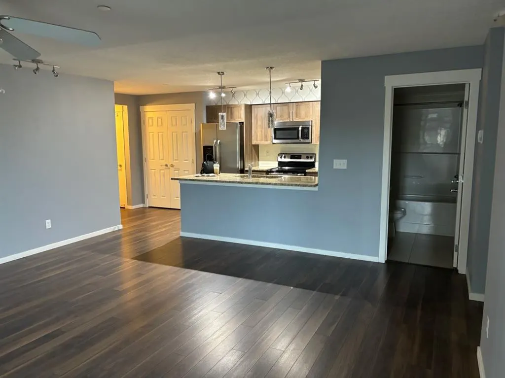 99 Copperstone Park SE, #2101