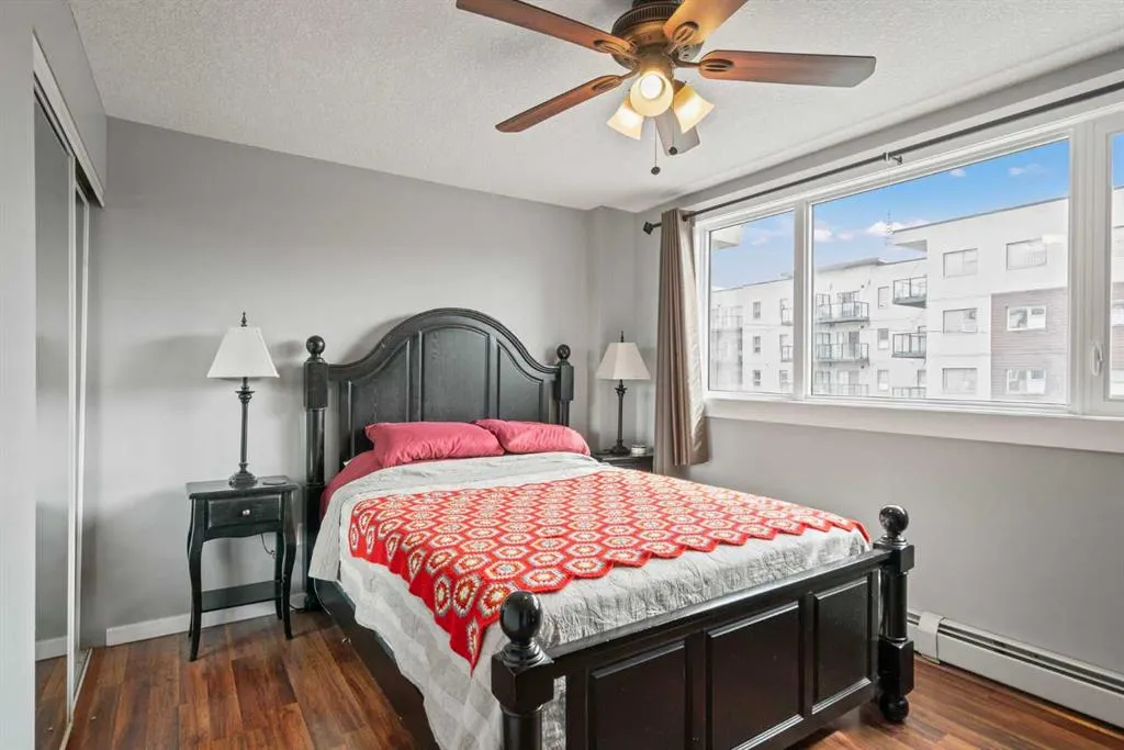 429 14 Street NW, #404