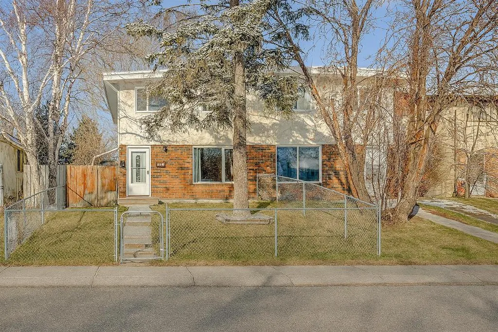 3131 Dover Crescent SE