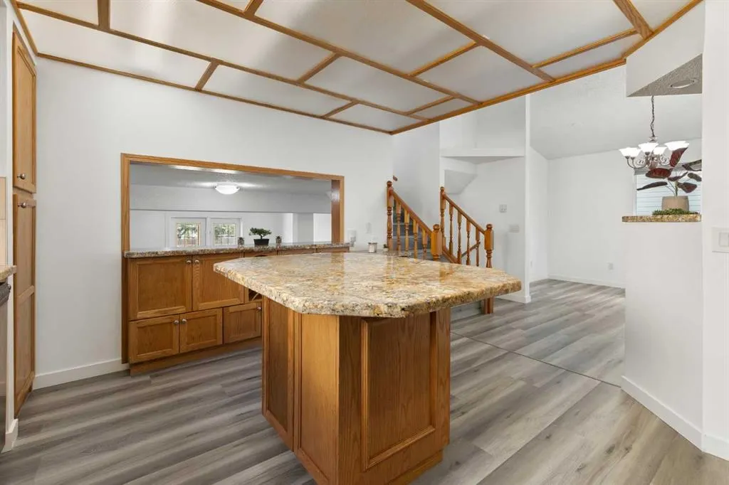 30 Pasadena Gardens NE