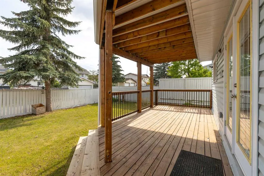 30 Pasadena Gardens NE