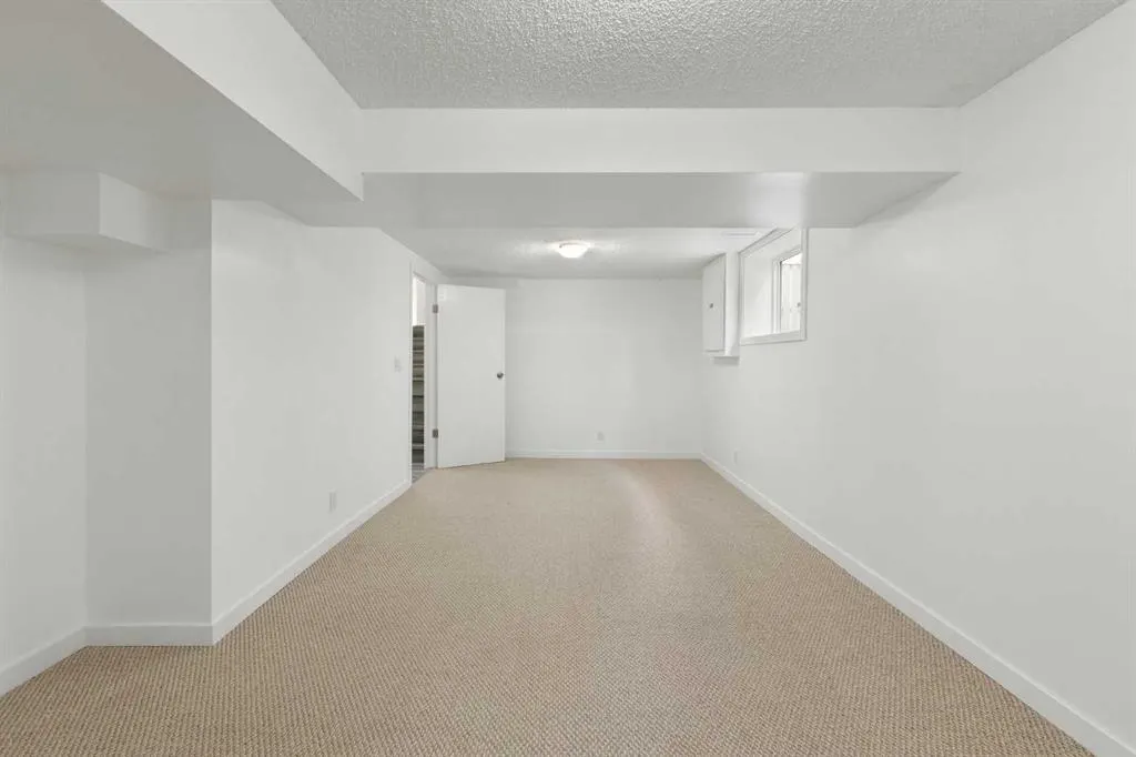 30 Pasadena Gardens NE