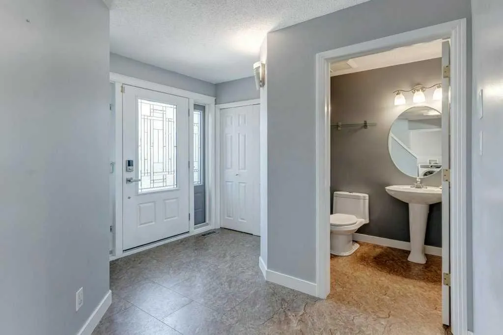 20 Big Springs Mews SE