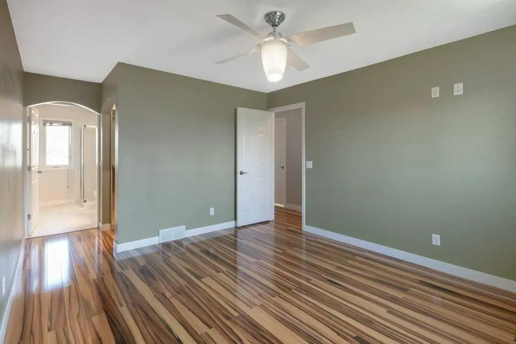 20 Big Springs Mews SE