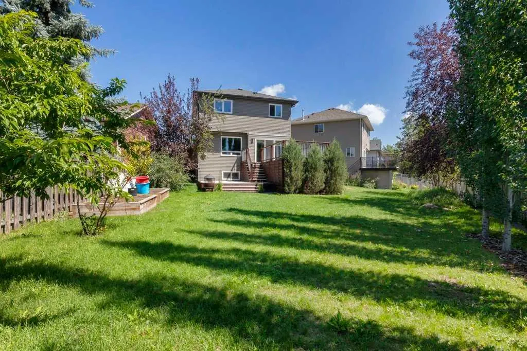 20 Big Springs Mews SE