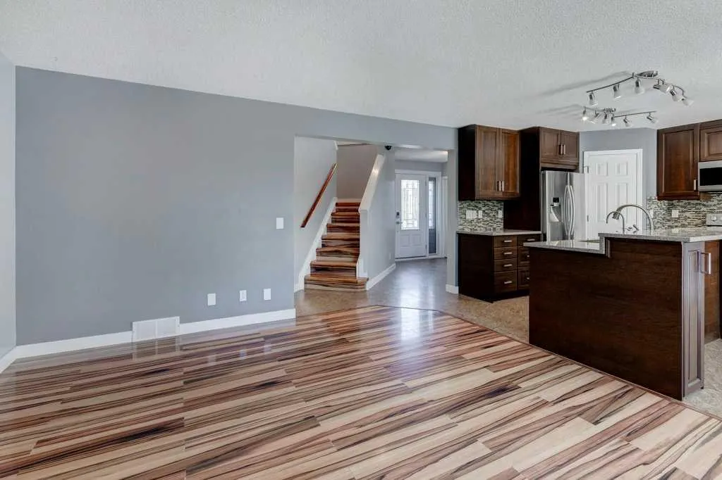 20 Big Springs Mews SE