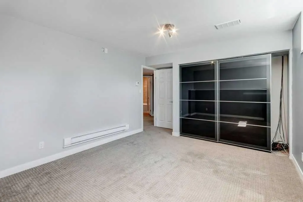 20 Big Springs Mews SE