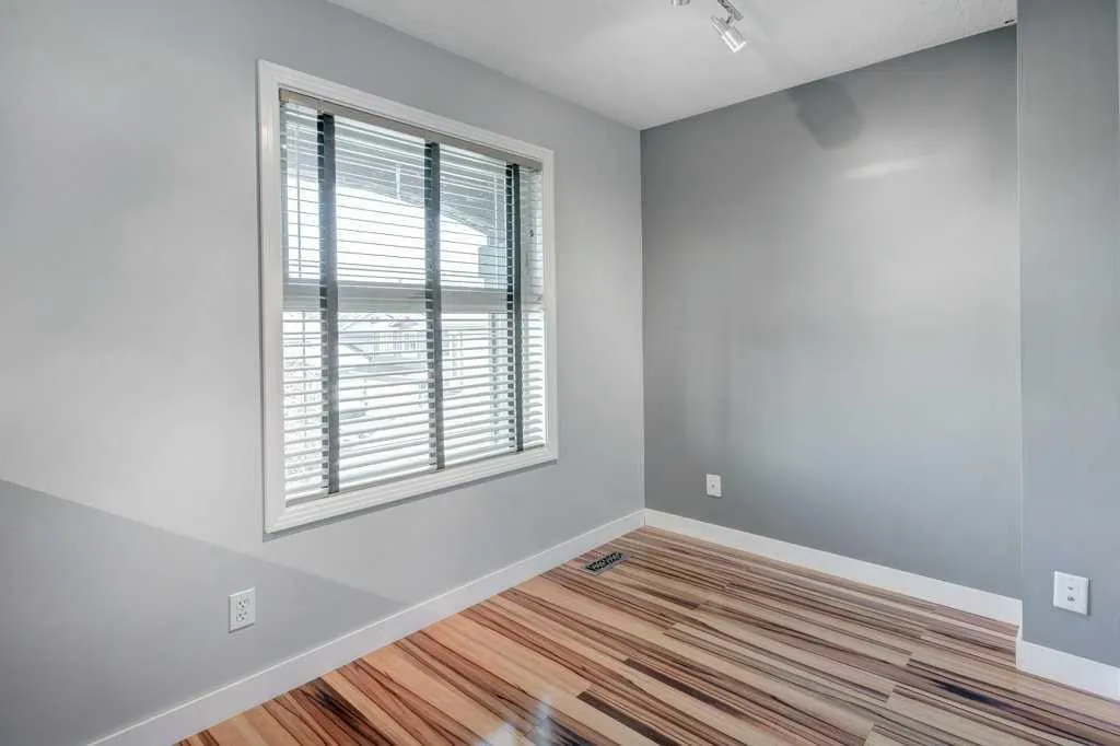 20 Big Springs Mews SE