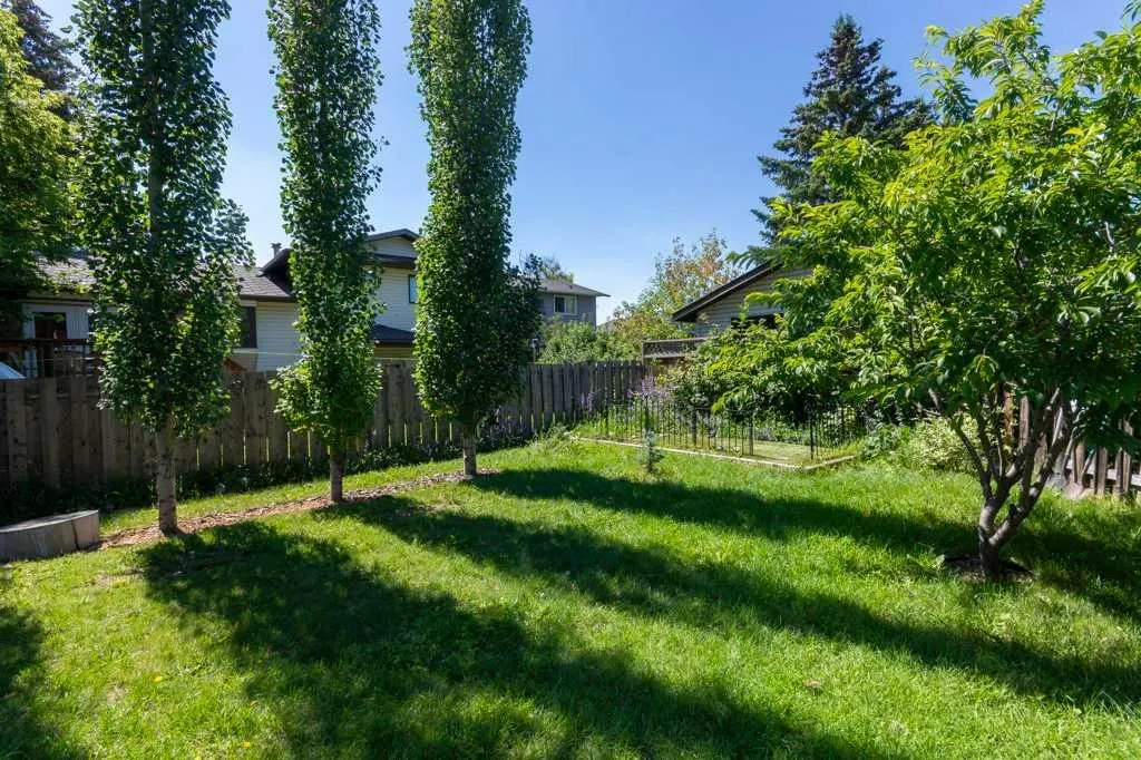 20 Big Springs Mews SE