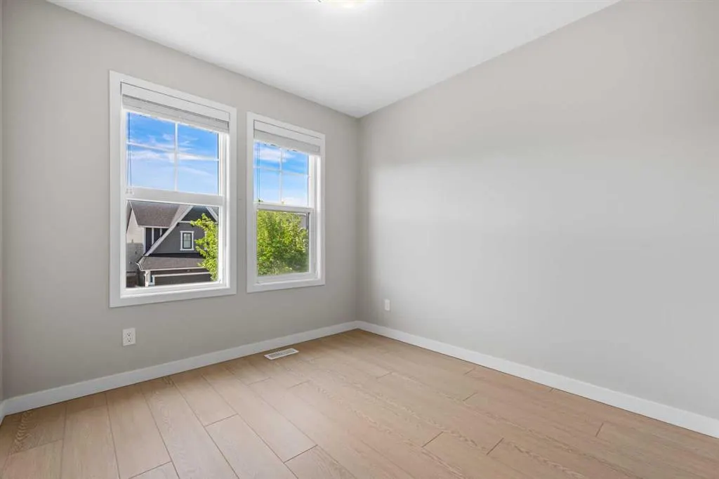 29 Amery Crescent
