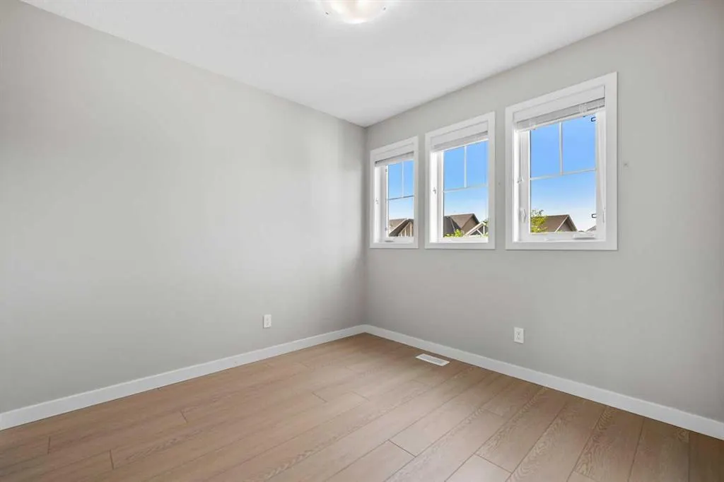 29 Amery Crescent