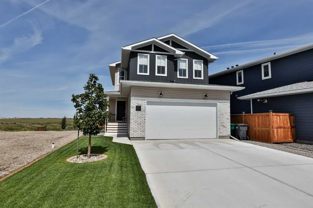 1274 Pacific Circle W