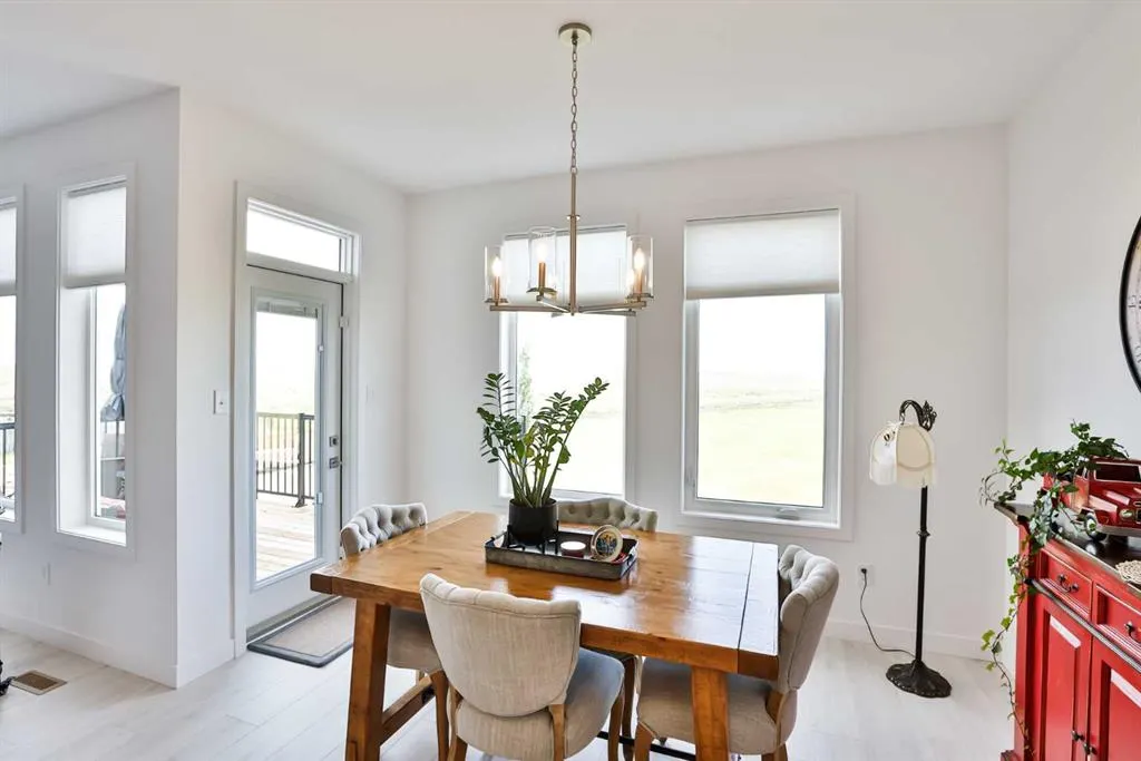 1274 Pacific Circle W