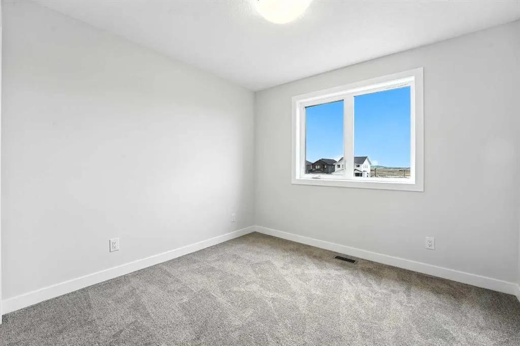 862 Harmony Parade