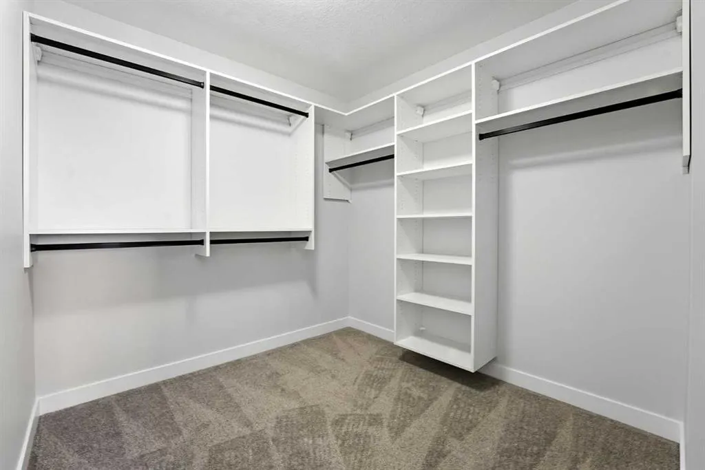 862 Harmony Parade