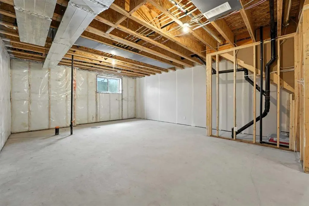 862 Harmony Parade