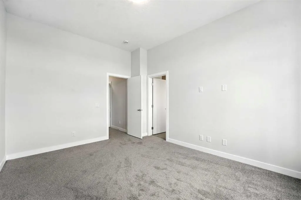 862 Harmony Parade