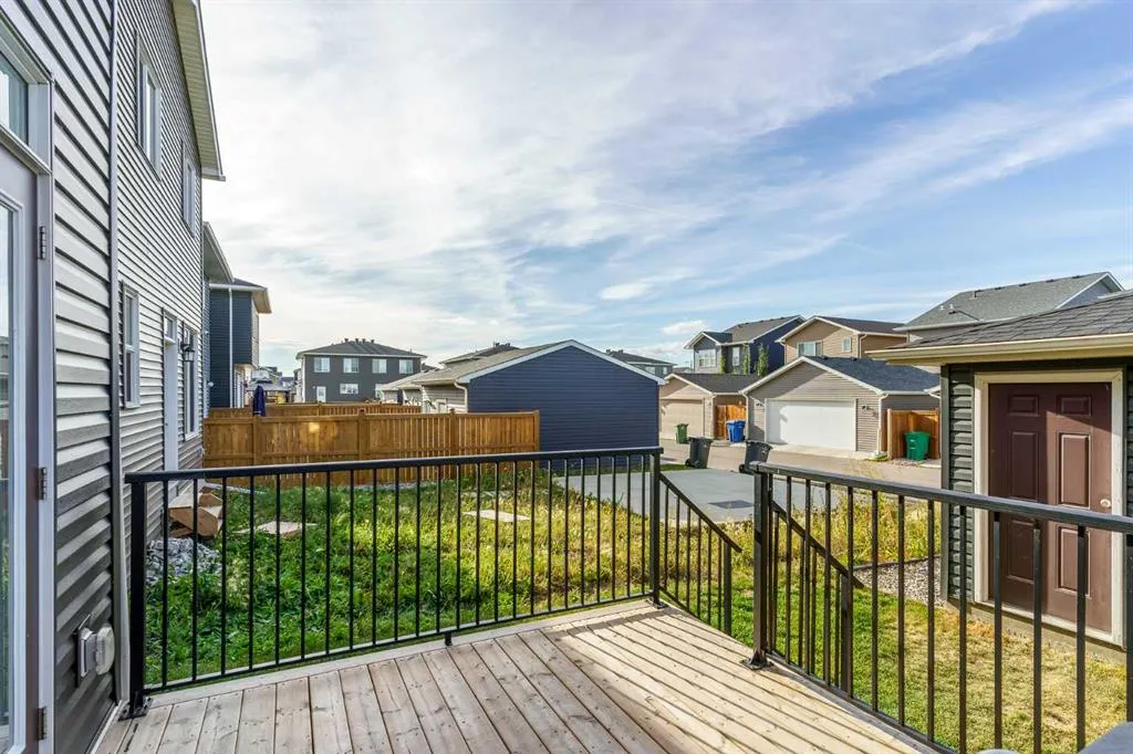 853 West Lakeview Drive