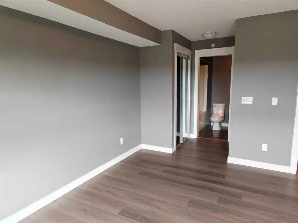 302 Skyview Ranch Drive NE, #3402