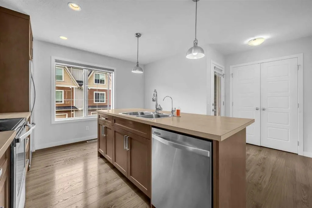 250 Fireside View, #1506