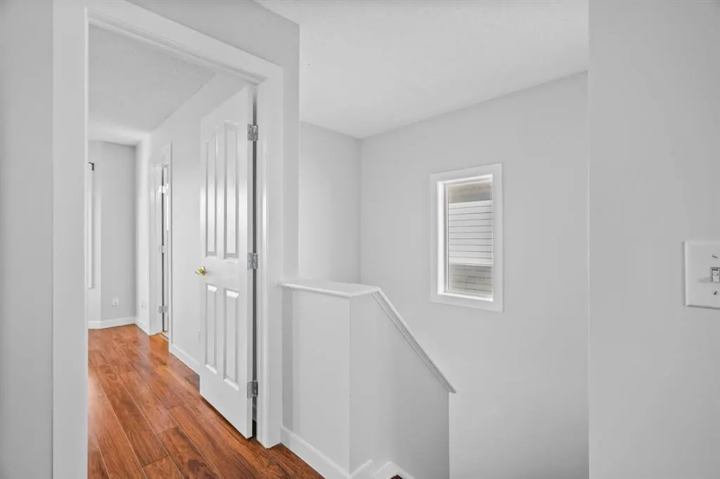 153 Coventry View NE