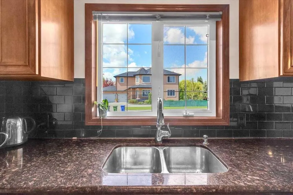 147 Springmere Place