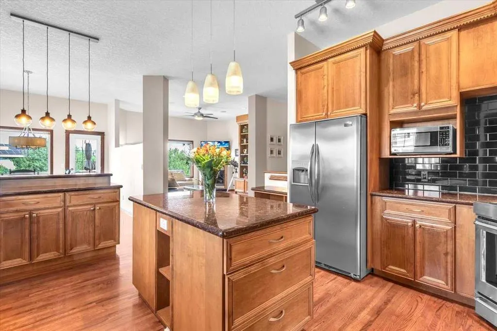 147 Springmere Place