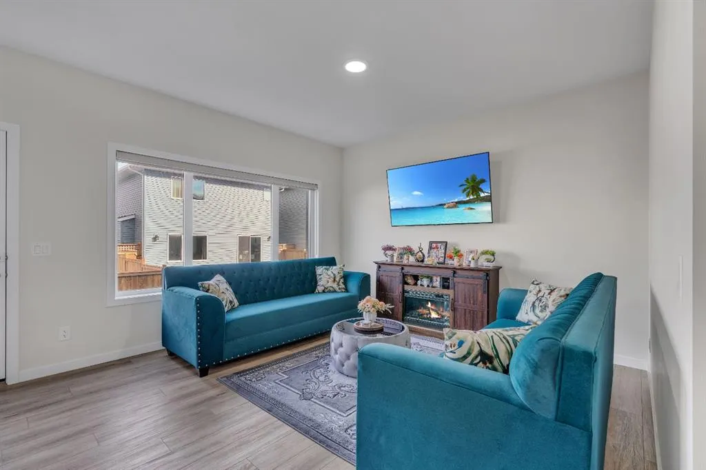 28 Savanna Link NE