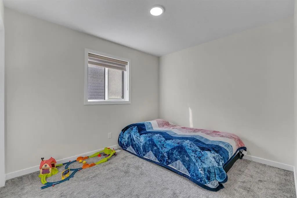 28 Savanna Link NE