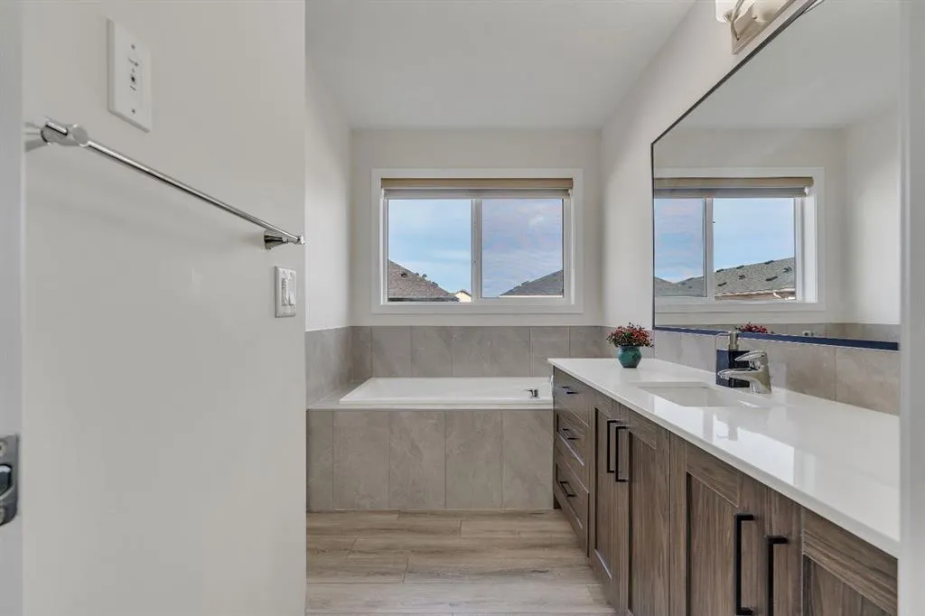 28 Savanna Link NE