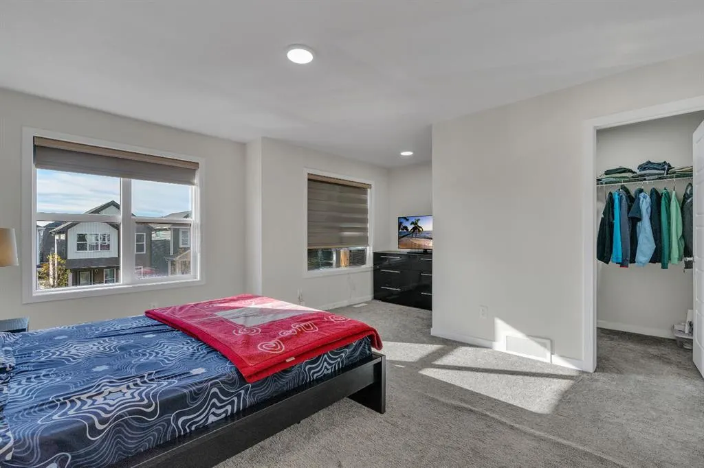28 Savanna Link NE