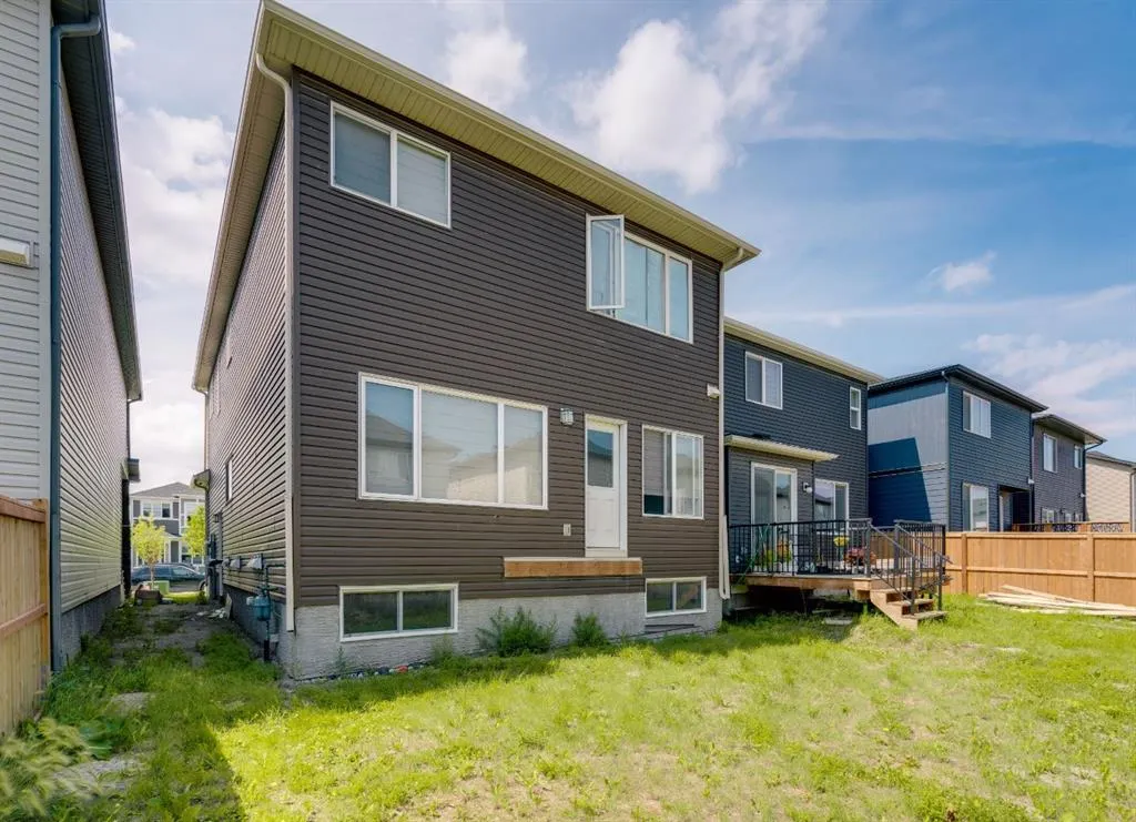 28 Savanna Link NE