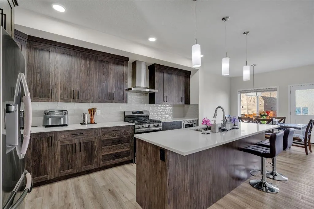 28 Savanna Link NE