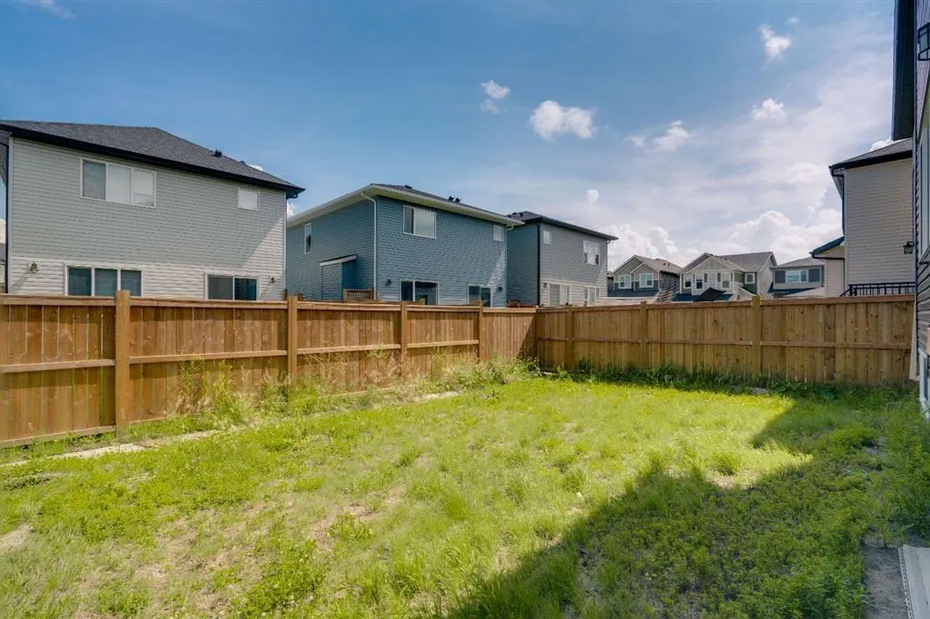 28 Savanna Link NE