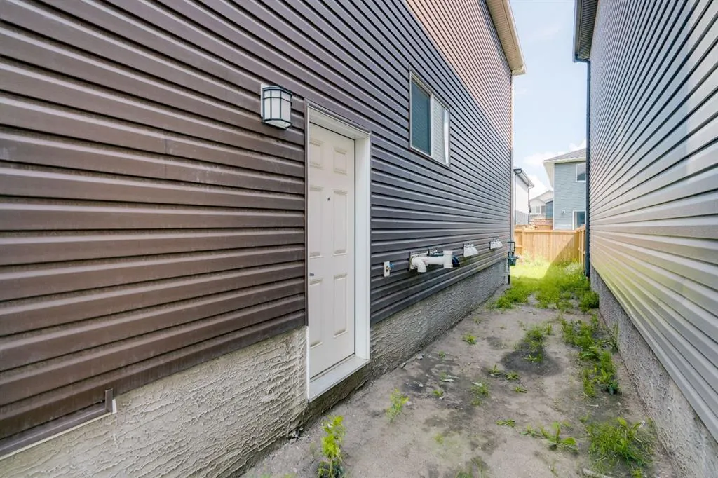 28 Savanna Link NE