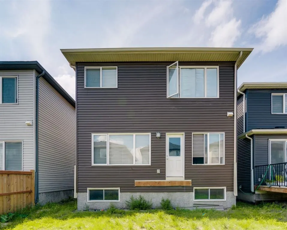 28 Savanna Link NE