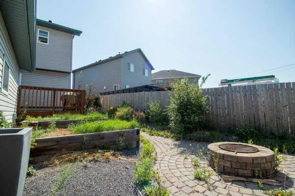 39 Saddlemont Manor NE