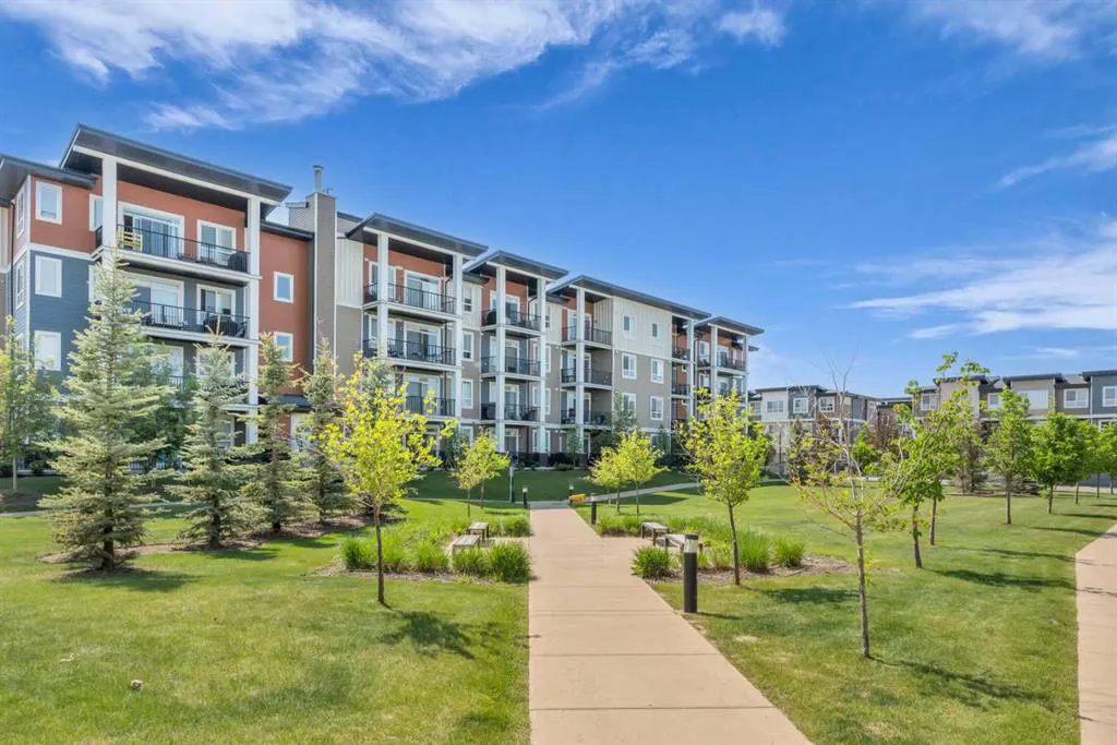 35 Walgrove Walk SE, #406