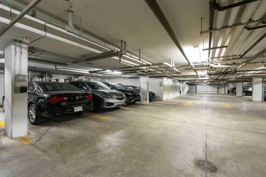 35 Walgrove Walk SE, #406