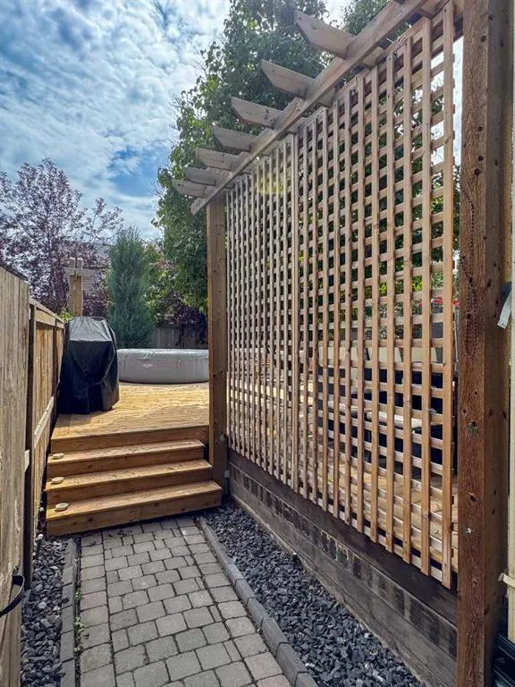 428 Mahogany Boulevard SE