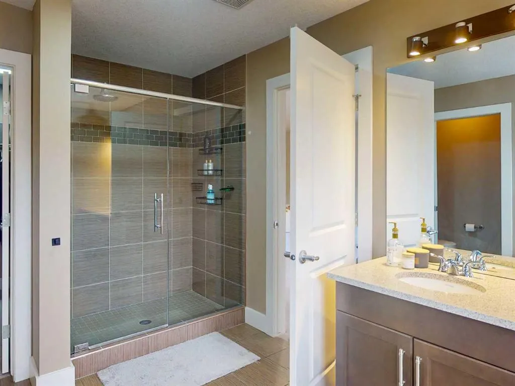 428 Mahogany Boulevard SE